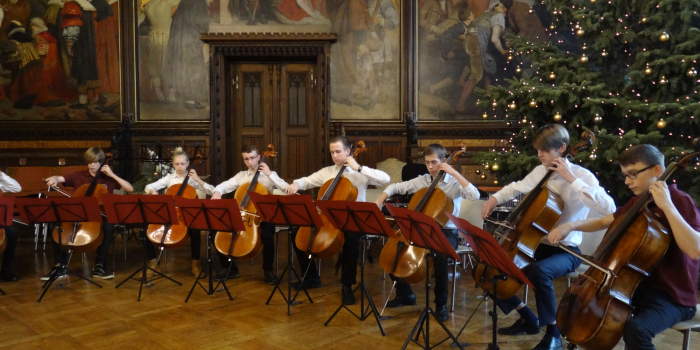 Besinnliche und festliche Klänge in der Adventszeit