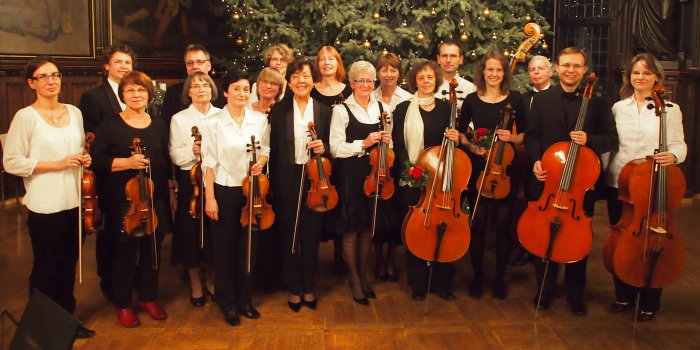 Foto: Feiert 60jähriges Jubiläum: Das Collegium musicum © Stadtverwaltung Erfurt/T. Franke Die Mitglieder des Collegium musicum mit ihrem Dirigenten Juri Lebedev nach einem Konzert im Rathausfestsaal